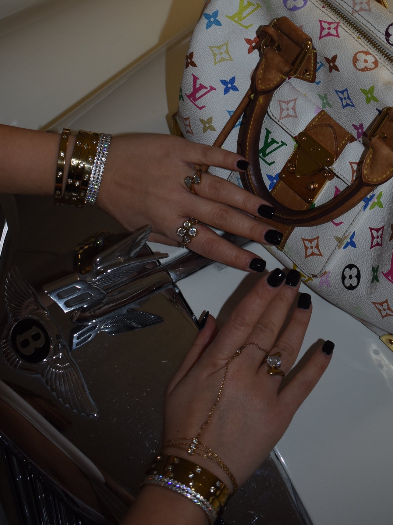 CRYSTAL 18K GOLD PLATED HANDCHAIN