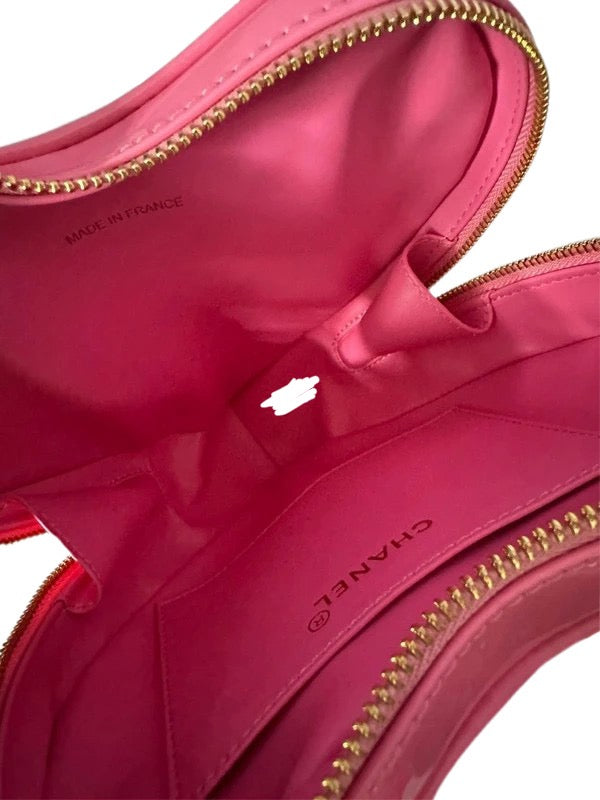 Chanel 1995 Patent Leather Vanity Heart Bag